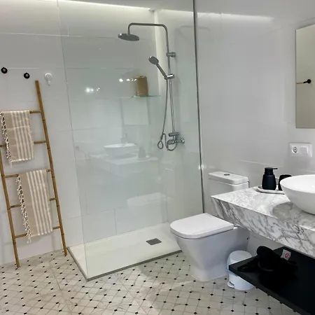 Appartement Lilias - Private Heatable Pool, Bbq, Free Wifi *
