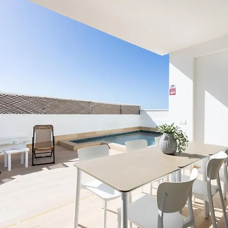 Lilias - Private Heatable Pool, Bbq, Free Wifi Appartement